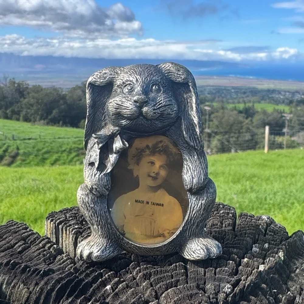 Tiny Vintage pewter Bunny picture frame